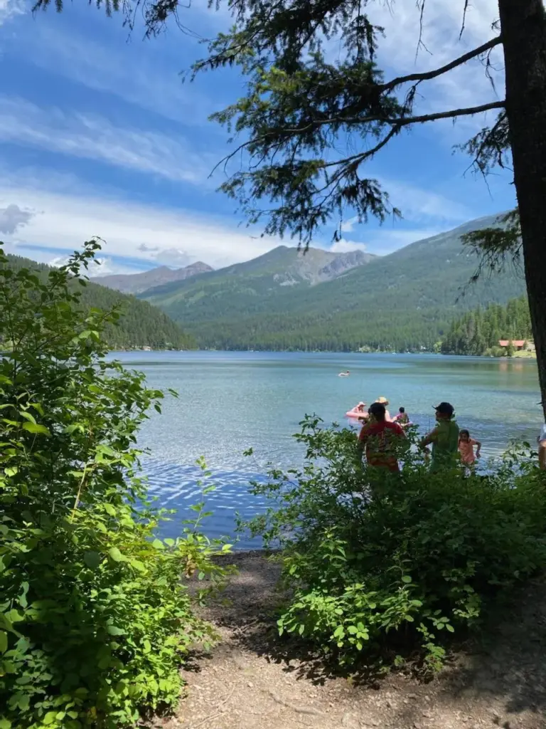 Mountain lake near Lincoln